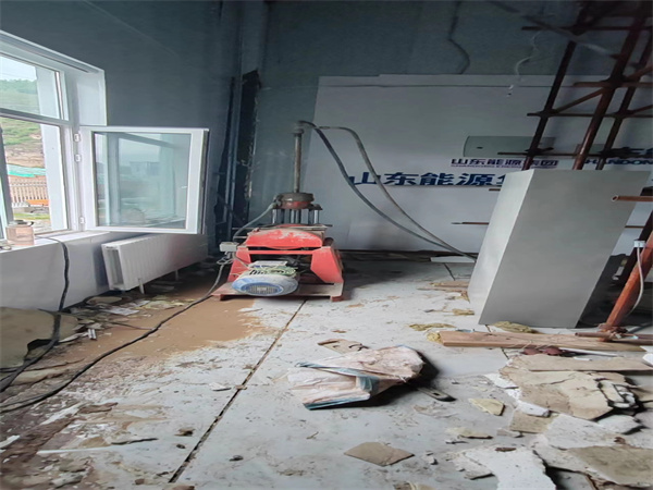 黄陵地基基础下沉墙体裂缝加固注浆顶升施工